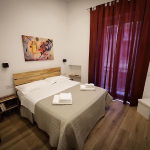 Napoli Into Core - Bed & Breakfast